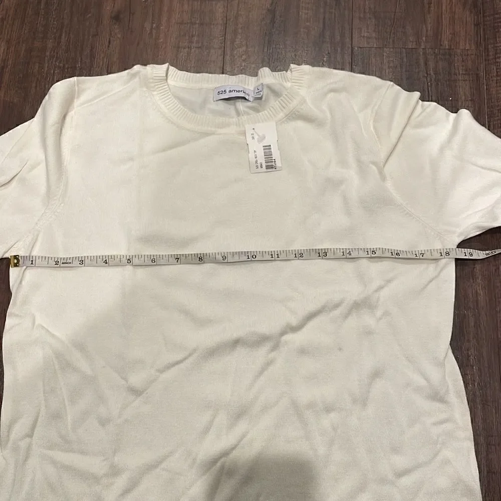 NWT 525 American Ivory Sweater, Size Large